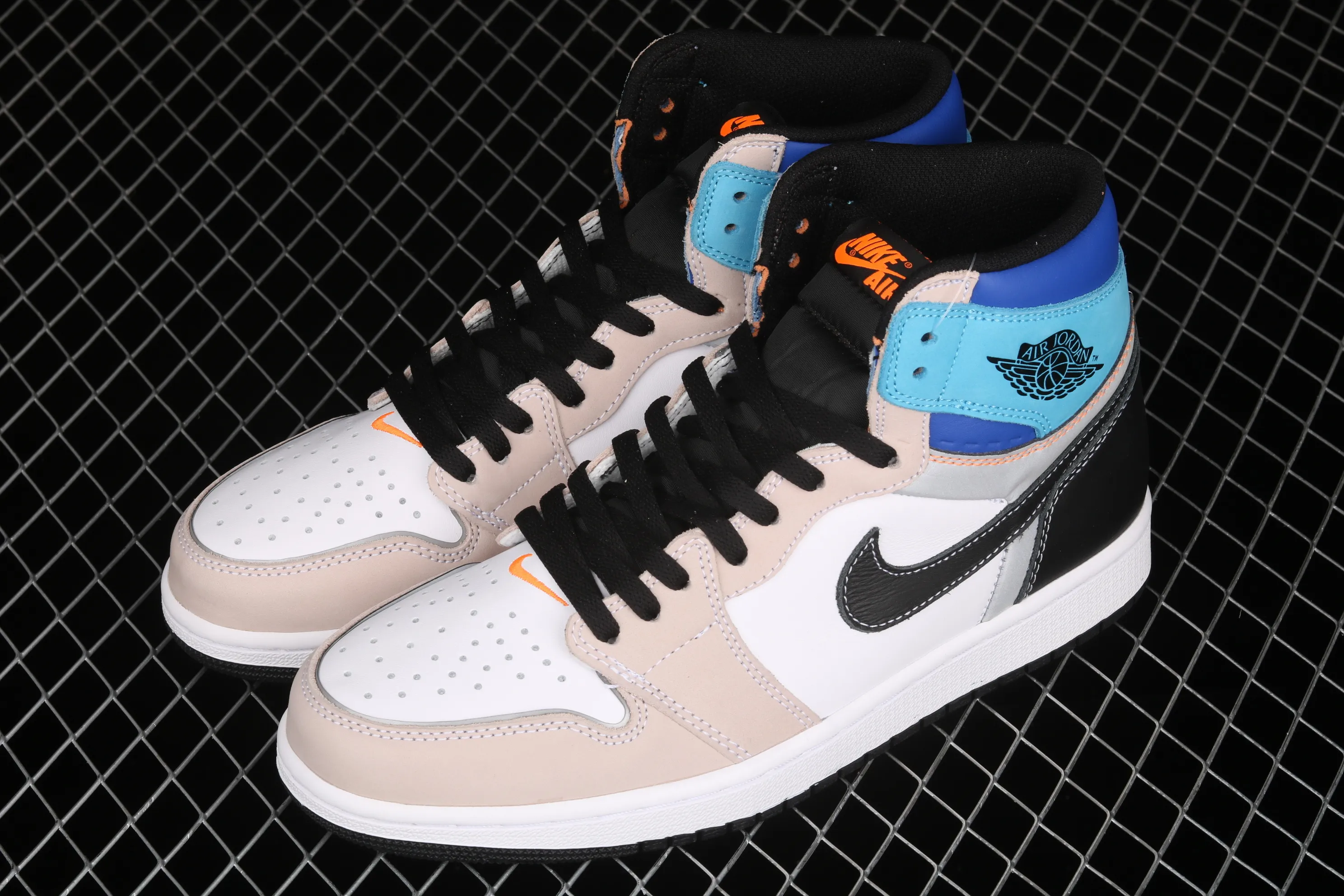 All categories Air Jordan Jordan series basketball shoes Air Jordan 1 High L version Union x Air Jordan 1 High OG AJ1 Joe 1 Klein blue color matching high-top basketball shoes DC6515-100